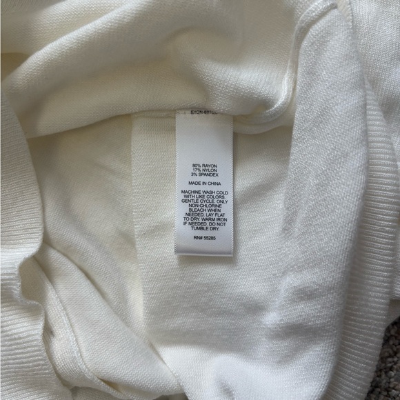 Express off white button up cardigan size xs - Picture 3 of 4